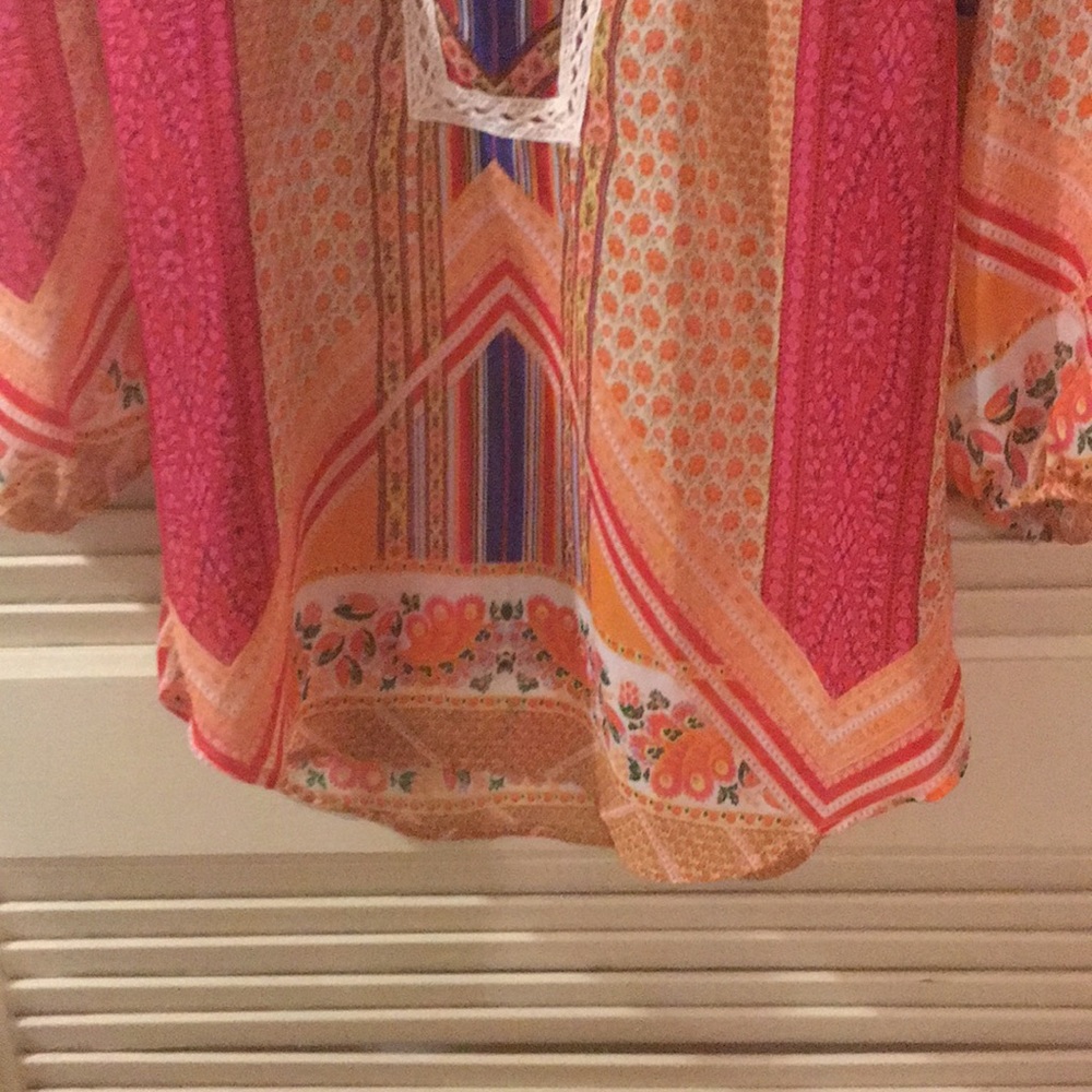 Top - Picture 3 of 3